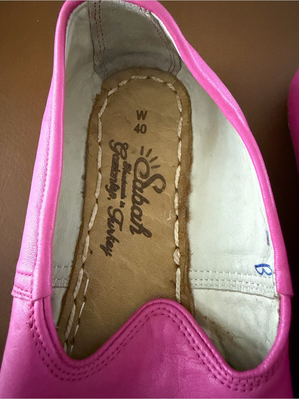 Sabah Hot Pink Leather Slip-Ons - Picture 2 of 4
